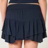 Abgestufter Mini-Skort mit asymmetrischem Saum Abgestufter Mini-Skort mit asymmetrischem Saum