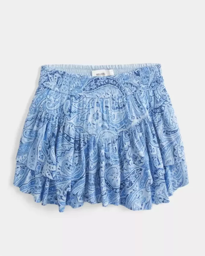 Abgestufter Mini-Skort mit asymmetrischem Saum Abgestufter Mini-Skort mit asymmetrischem Saum