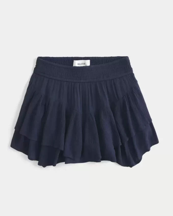 Abgestufter Mini-Skort mit asymmetrischem Saum Abgestufter Mini-Skort mit asymmetrischem Saum