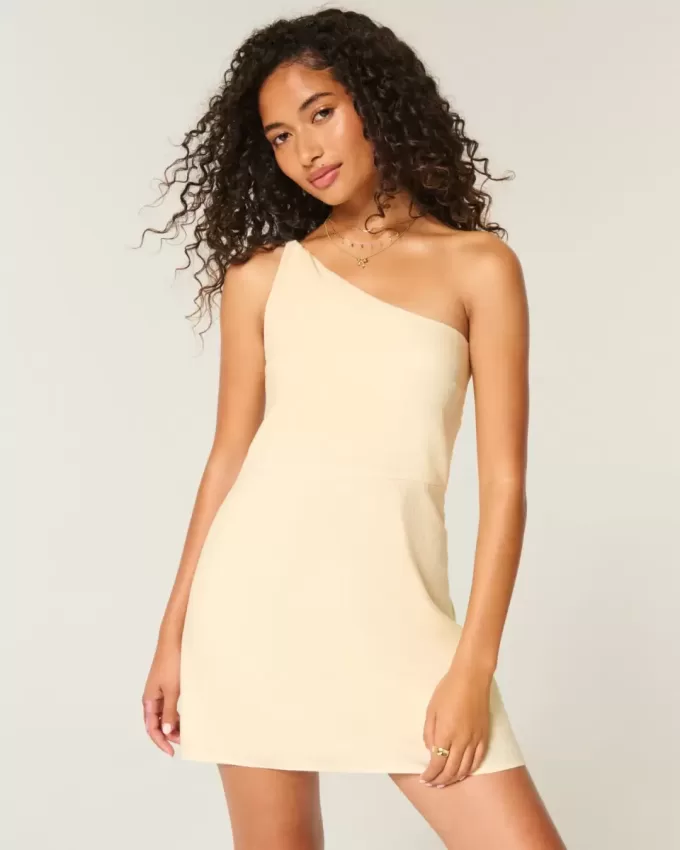 Asymmetrisches Minikleid aus Leinenmischung Asymmetrisches Minikleid aus Leinenmischung