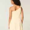 Asymmetrisches Minikleid aus Leinenmischung Asymmetrisches Minikleid aus Leinenmischung