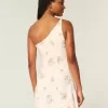 Asymmetrisches Minikleid aus Leinenmischung Asymmetrisches Minikleid aus Leinenmischung
