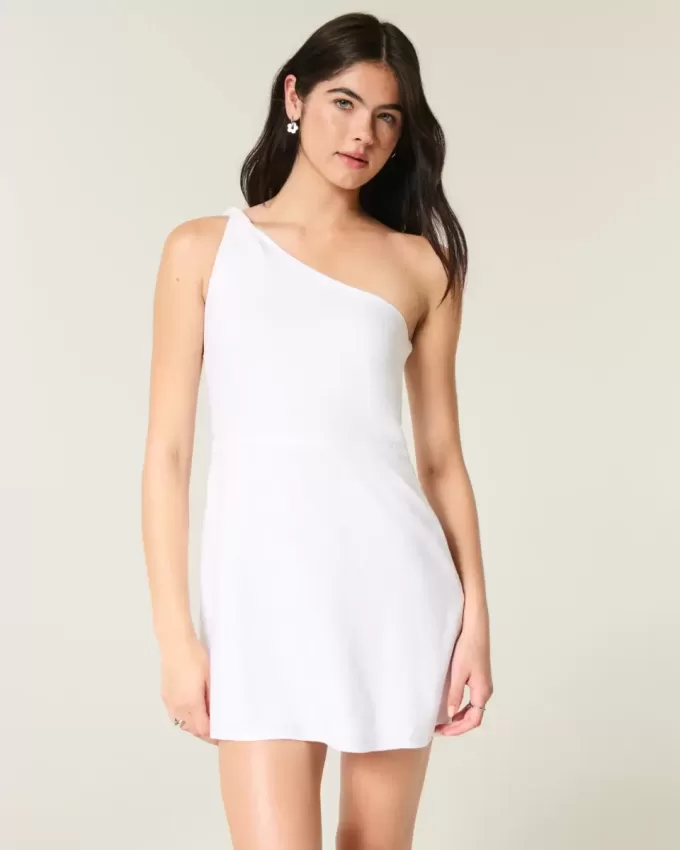 Asymmetrisches Minikleid aus Leinenmischung Asymmetrisches Minikleid aus Leinenmischung