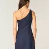 Asymmetrisches Minikleid aus Leinenmischung Asymmetrisches Minikleid aus Leinenmischung