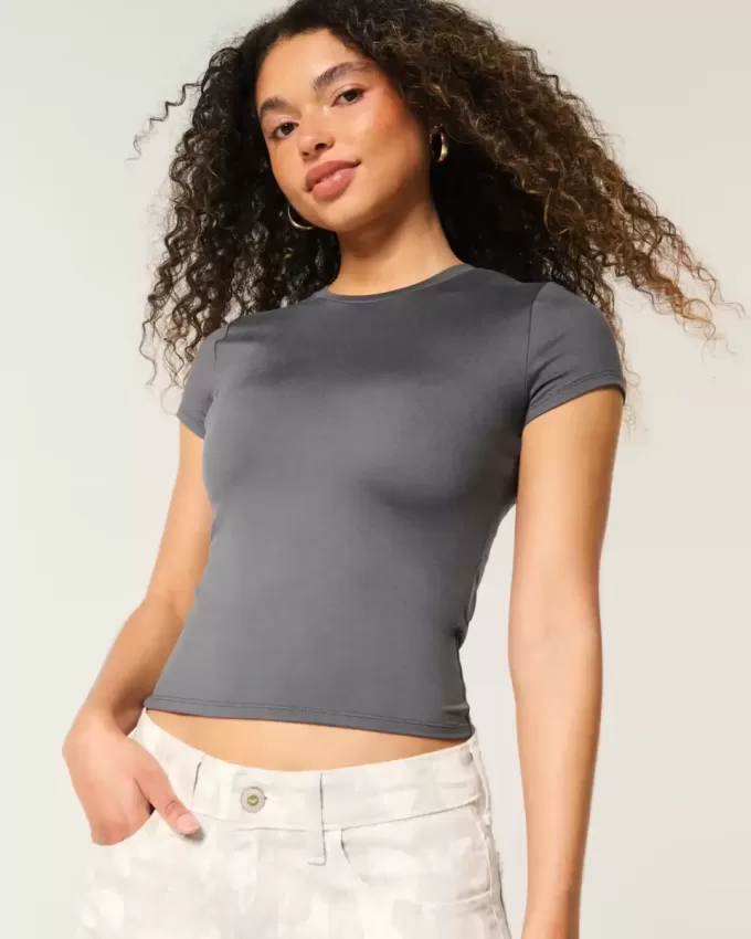 Baby-T-Shirt mit Rundhalsausschnitt aus weichem, nahtlosem Stretch-Stoff