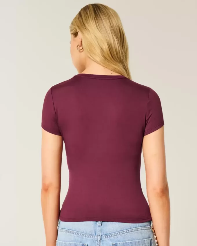 Baby-T-Shirt mit Rundhalsausschnitt aus weichem, nahtlosem Stretch-Stoff Baby-T-Shirt mit Rundhalsausschnitt aus weichem, nahtlosem Stretch-Stoff