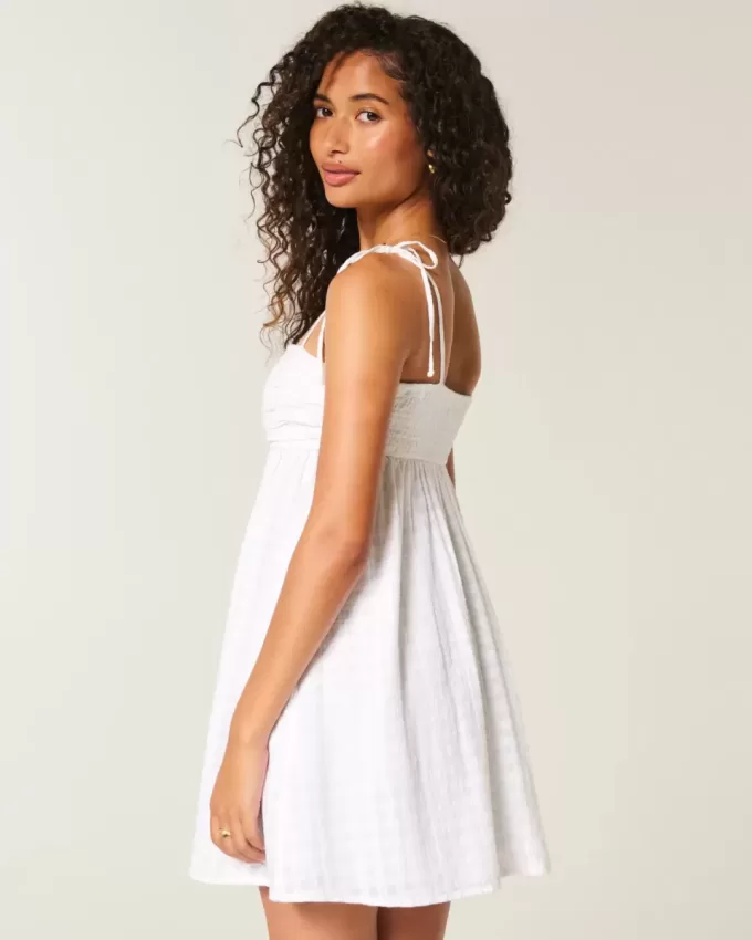 Babydoll-Minikleid mit Bindeträgern