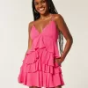 Babydoll-Minikleid mit V-Ausschnitt und Rüschen