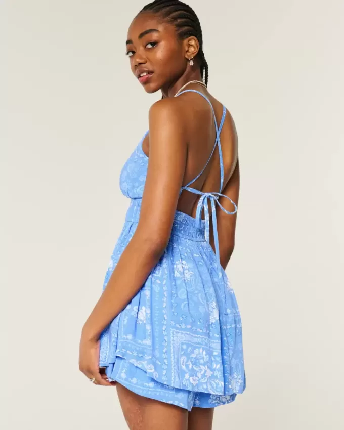 Babydoll-Strampler mit offenem Rücken Babydoll-Strampler mit offenem Rücken