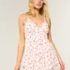 Babydoll-Strampler mit offenem Rücken Babydoll-Strampler mit offenem Rücken