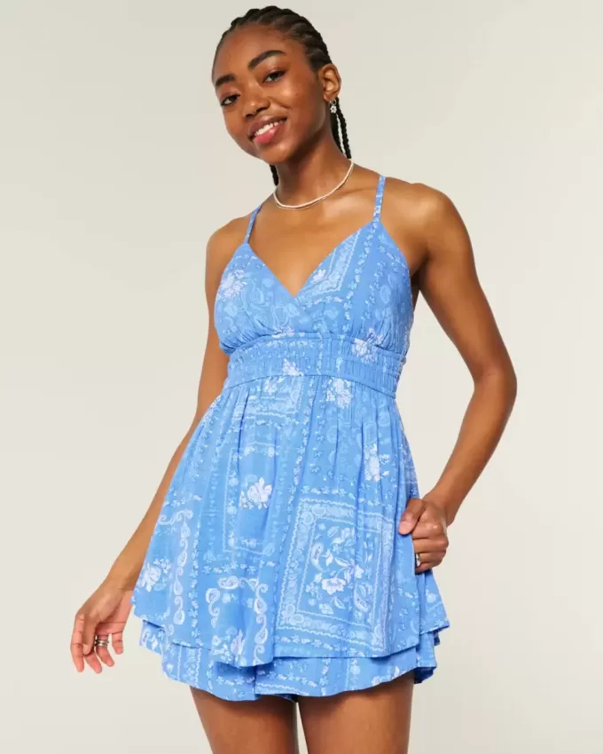 Babydoll-Strampler mit offenem Rücken Babydoll-Strampler mit offenem Rücken