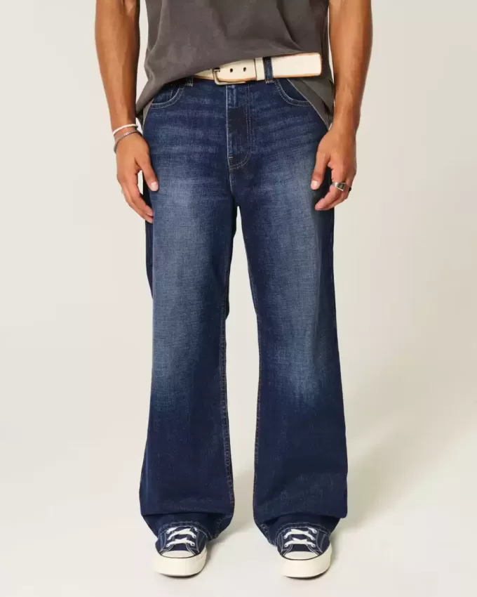 Baggy Bootcut-Jeans in dunkler Waschung Baggy Bootcut-Jeans in dunkler Waschung