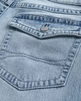 Baggy-Bootcut-Jeans in heller Waschung