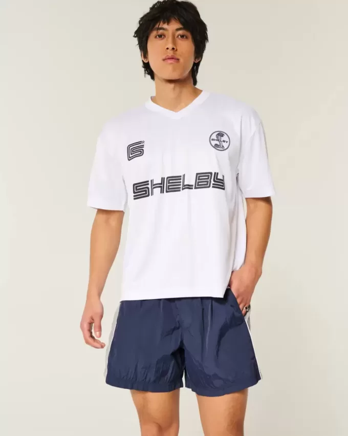 Baggy-Fußballshorts bis zur Mitte des Oberschenkels Baggy-Fußballshorts bis zur Mitte des Oberschenkels