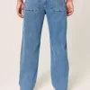 Baggy-Jeans in mittlerer Waschung