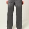 Baggy-Jeans in verwaschenem Schwarz mit Stern-Grafik