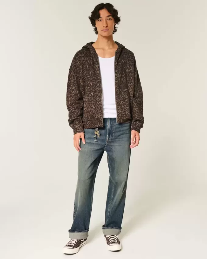 Baggy-Jeans mit dunkler Waschung und Stickerei