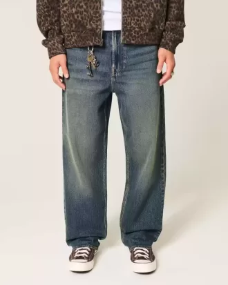 Baggy-Jeans mit dunkler Waschung und Stickerei