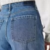 Baggy-Jeans mit ultrahohem Bund und mittlerer Waschung Baggy-Jeans mit ultrahohem Bund und mittlerer Waschung