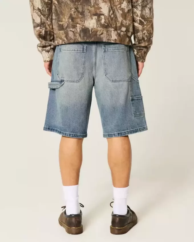 Baggy-Jeansshorts in dunkler Waschung Baggy-Jeansshorts in dunkler Waschung