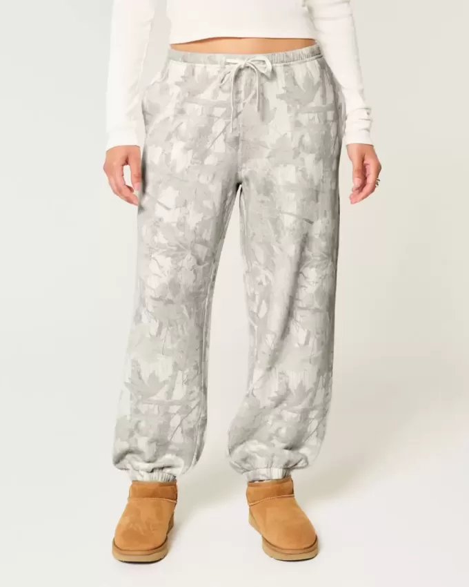 Baggy-Jogginghose aus Fleece mit Camouflage-Muster Baggy-Jogginghose aus Fleece mit Camouflage-Muster