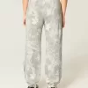 Baggy-Jogginghose aus Fleece mit Camouflage-Muster