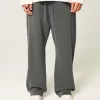 Baggy-Jogginghose mit Schlangenmuster Baggy-Jogginghose mit Schlangenmuster