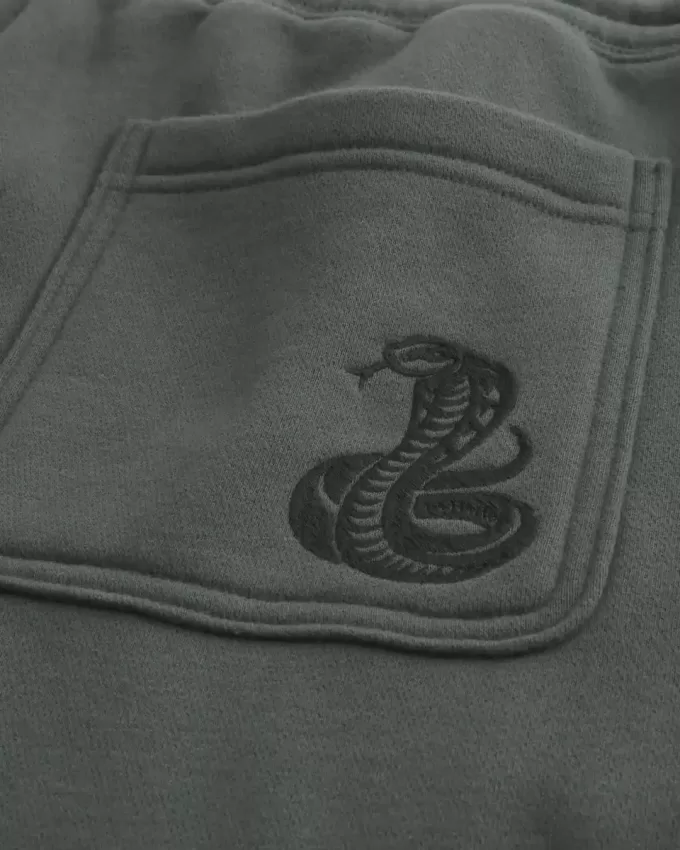 Baggy-Jogginghose mit Schlangenmuster Baggy-Jogginghose mit Schlangenmuster