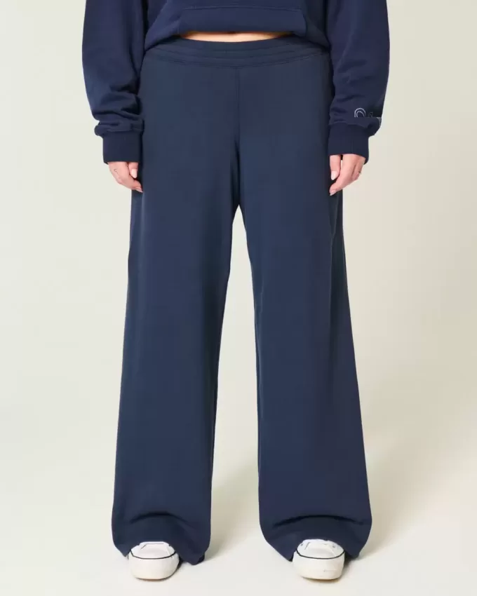 Baggy-Jogginghose mit Schleifengrafik Baggy-Jogginghose mit Schleifengrafik