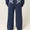 Baggy-Jogginghose mit Schleifengrafik Baggy-Jogginghose mit Schleifengrafik