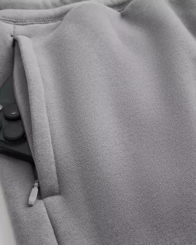 Baggy-Jogginghose mit Würfel-Grafik Baggy-Jogginghose mit Würfel-Grafik
