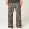 Baggy-Malerjeans mit Camouflage-Muster Baggy-Malerjeans mit Camouflage-Muster