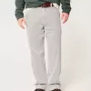 Baggy-Malerjeans mit Eisenbahnstreifen Baggy-Malerjeans mit Eisenbahnstreifen