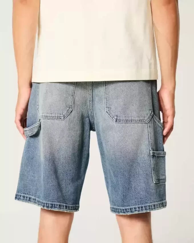 Baggy-Malershorts aus Denim in mittlerer Waschung Baggy-Malershorts aus Denim in mittlerer Waschung