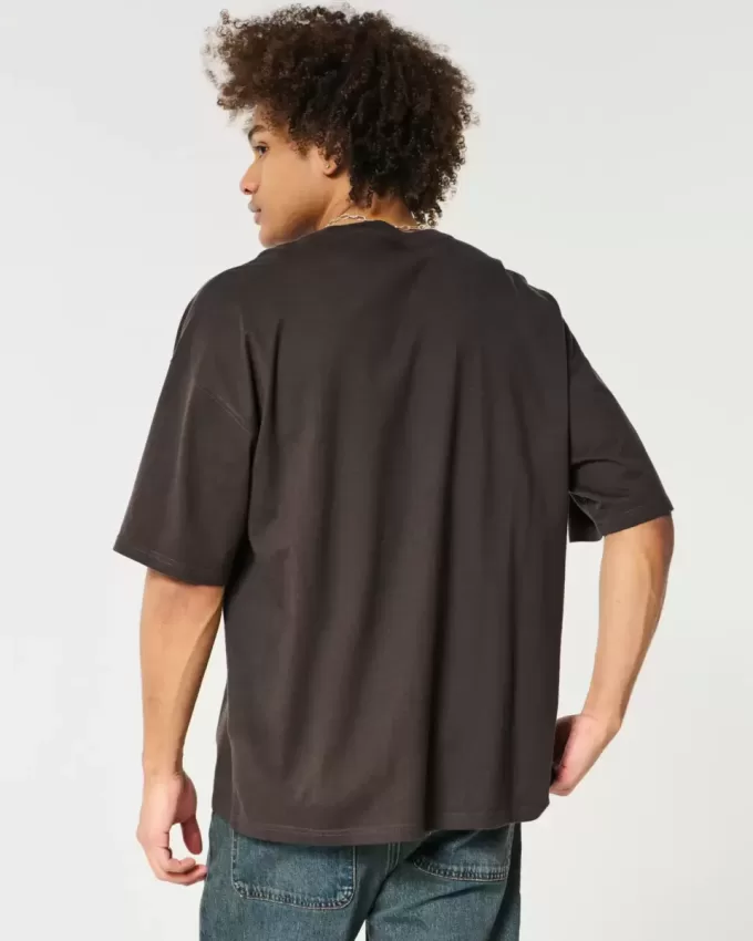 Baggy-T-Shirt aus Baumwolle mit Rundhalsausschnitt Baggy-T-Shirt aus Baumwolle mit Rundhalsausschnitt