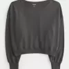 Bequemes, schulterfreies Frottee-Sweatshirt Bequemes, schulterfreies Frottee-Sweatshirt