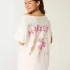 Übergroßes schulterfreies Farmers Market-Grafik-T-Shirt Übergroßes schulterfreies Farmers Market-Grafik-T-Shirt