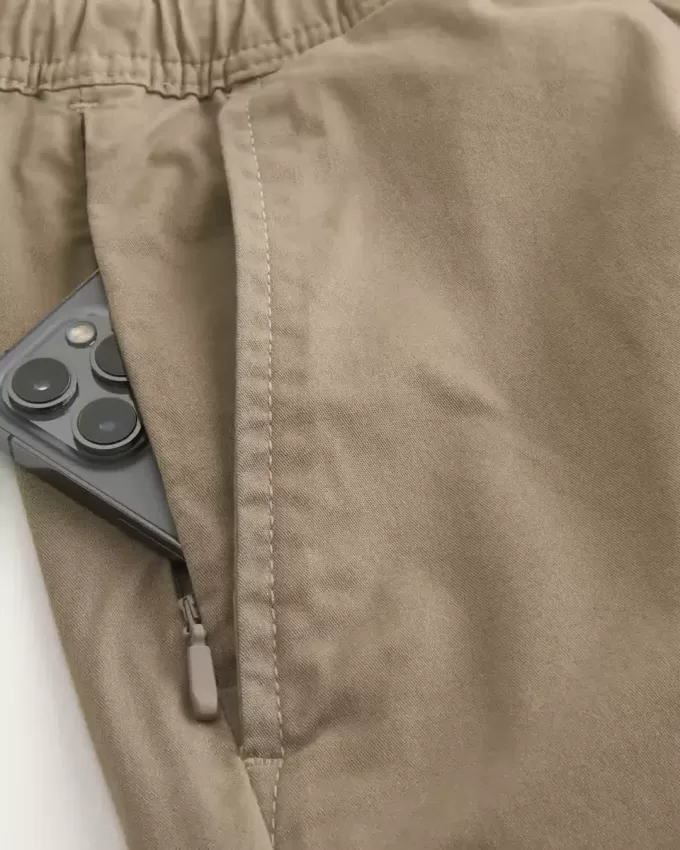 Überknielange Twill-Schlupfshorts Überknielange Twill-Schlupfshorts