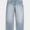 Bestickte Baggy-Skaterjeans in heller Waschung Bestickte Baggy-Skaterjeans in heller Waschung