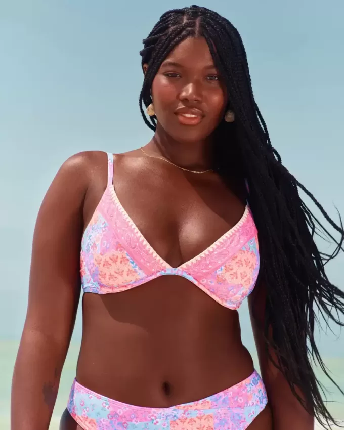 Bikinioberteil mit tiefem Ausschnitt und Bügel und Stickereien Bikinioberteil mit tiefem Ausschnitt und Bügel und Stickereien