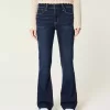 Bootcut-Jeans mit mittlerer Leibhöhe und dunkler Waschung