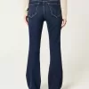 Bootcut-Jeans mit mittlerer Leibhöhe und dunkler Waschung