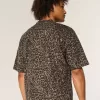 Boxy Crop Heavyweight T-Shirt mit Rundhalsausschnitt und Leopardenmuster Boxy Crop Heavyweight T-Shirt mit Rundhalsausschnitt und Leopardenmuster
