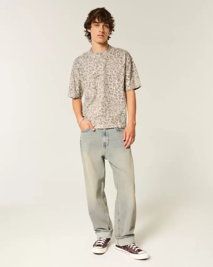 Boxy Crop Heavyweight T-Shirt mit Rundhalsausschnitt und Leopardenmuster Boxy Crop Heavyweight T-Shirt mit Rundhalsausschnitt und Leopardenmuster