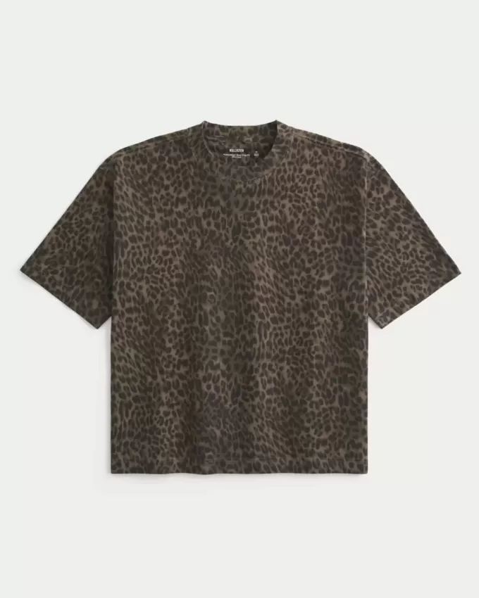 Boxy Crop Heavyweight T-Shirt mit Rundhalsausschnitt und Leopardenmuster Boxy Crop Heavyweight T-Shirt mit Rundhalsausschnitt und Leopardenmuster
