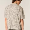 Boxy Crop Heavyweight T-Shirt mit Rundhalsausschnitt und Leopardenmuster Boxy Crop Heavyweight T-Shirt mit Rundhalsausschnitt und Leopardenmuster