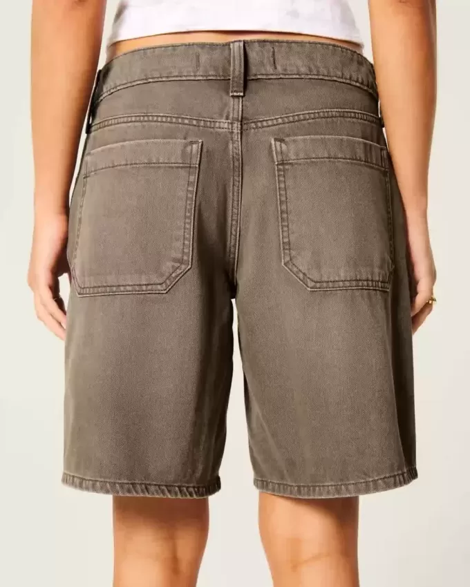 Braune Baggy-Jeans mit niedrigem Bund Braune Baggy-Jeans mit niedrigem Bund