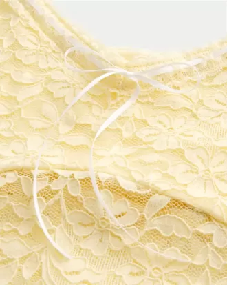 Camisole mit durchgehender Spitze
