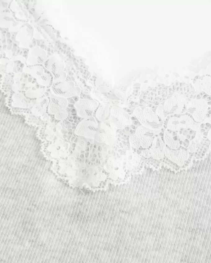 Camisole mit Spitzenbesatz Camisole mit Spitzenbesatz