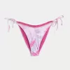 Cheeky-Bikinihose mit seitlicher Schnürung und Häkelbesatz Cheeky-Bikinihose mit seitlicher Schnürung und Häkelbesatz